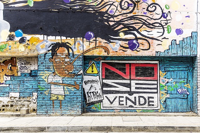 Gadekridt og subkulturer: En dybdegående analyse af street art som kulturelt fænomen